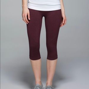 Lululemon In the Flow crop sz 6